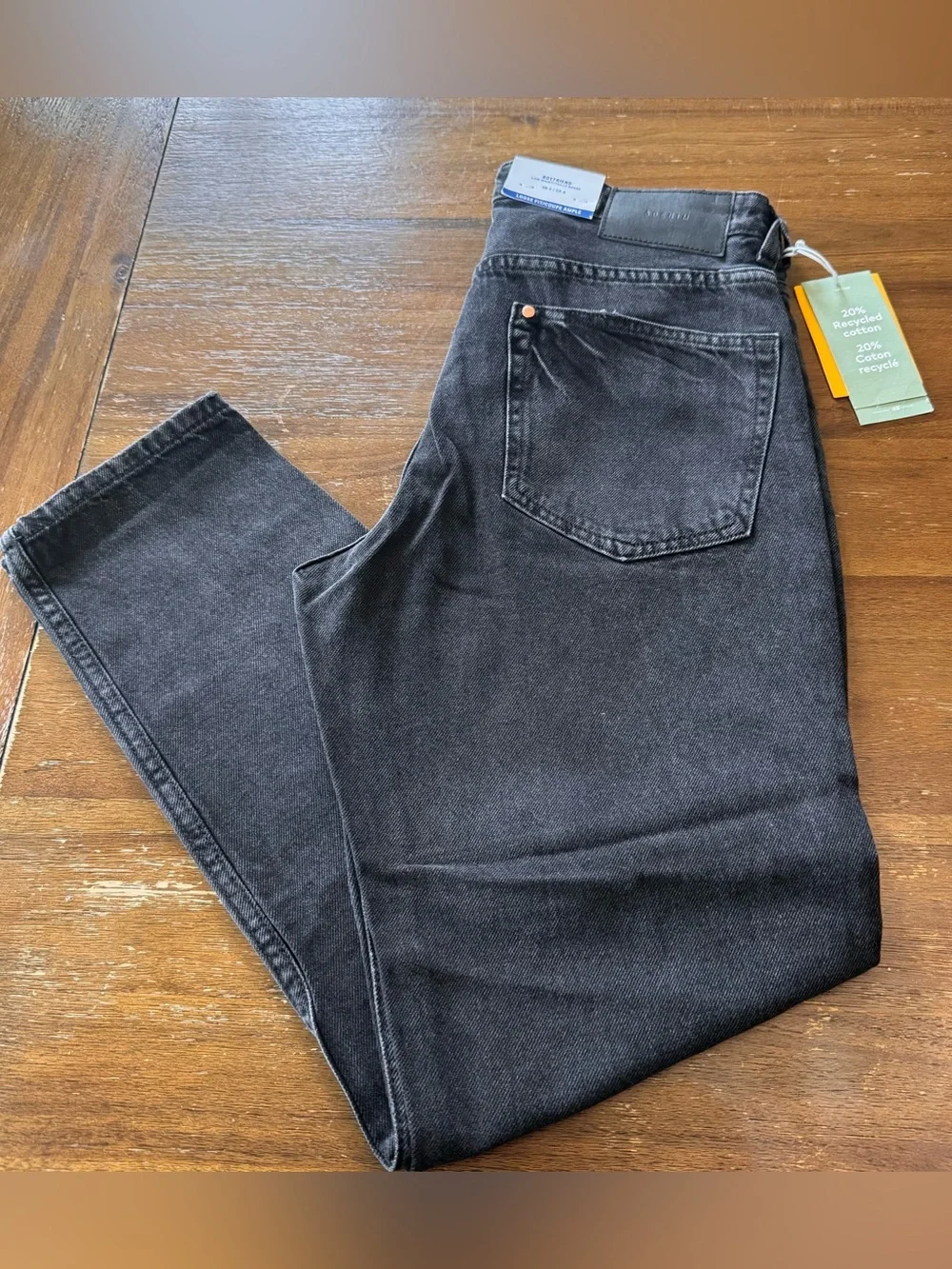 H&M Women’s Boyfriend Low Waist Loose Fit Distressed jeans Size 4